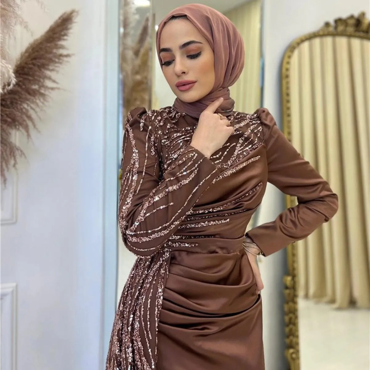 Abiti da sera musulmani Hijab a maniche lunghe champagne collo alto abiti da festa formali islamici in rilievo arabo Kafan Robes