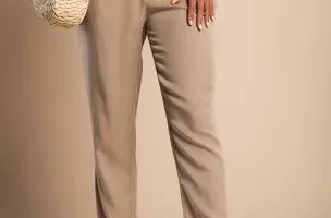 Pantaloni lunghi con cintura decorativa, beige